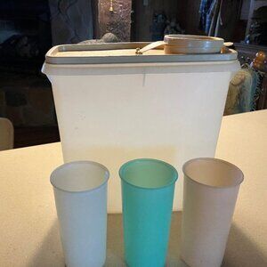 Vintage Tupperware Juice Container Plus Three Juice Glasses